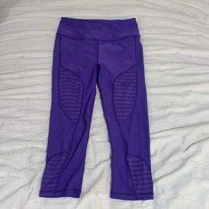 Purple Women’s Leggings Size Small